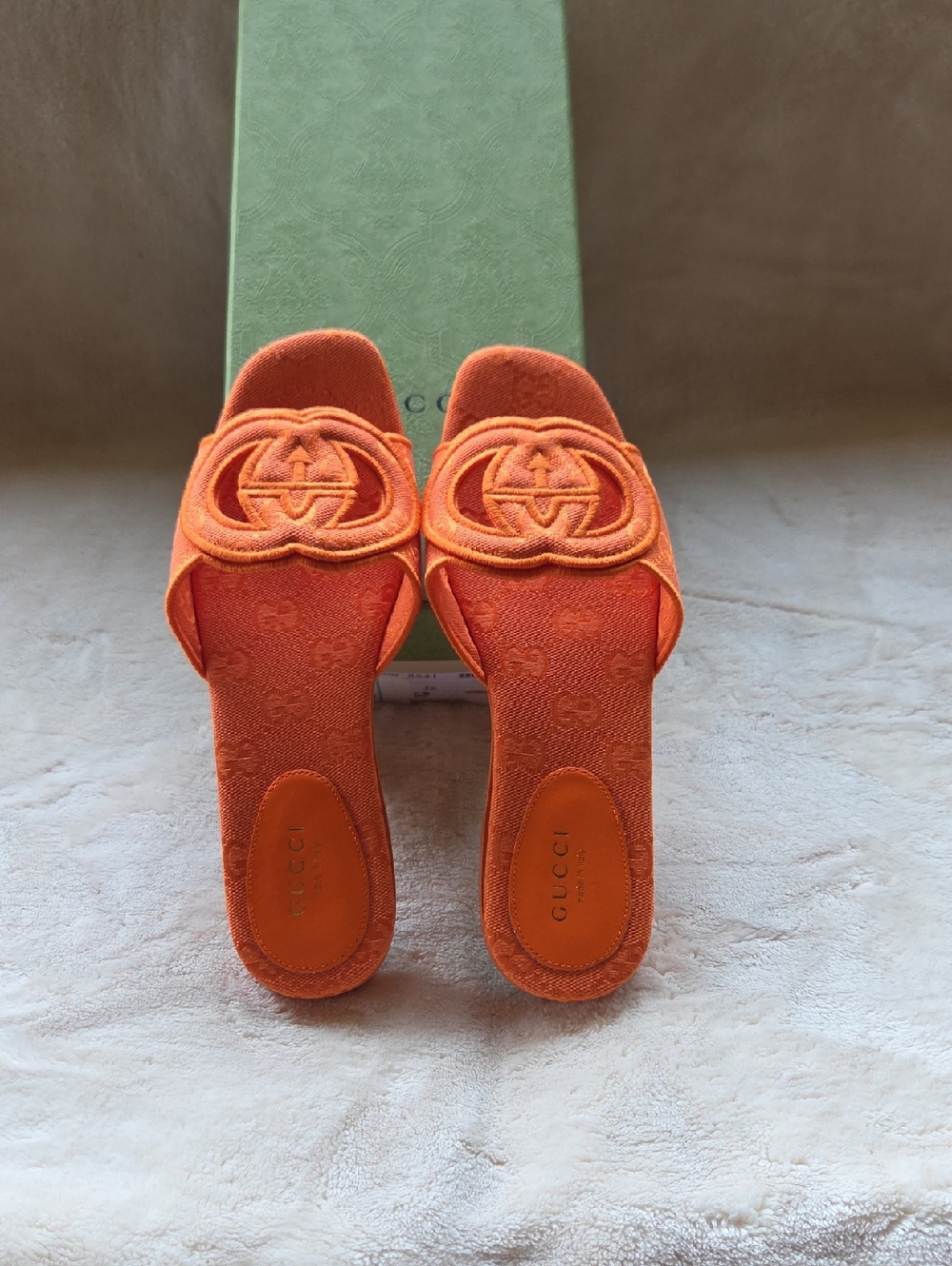 Gucci Orange Embroidered GG Slide Sandals - Picture 3 of 4
